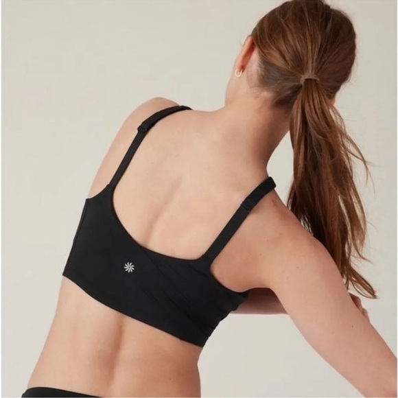 NEW Athleta Crossed Bikini Top Black A-C Cup 535779 Size Medium NWT - Picture 2 of 6